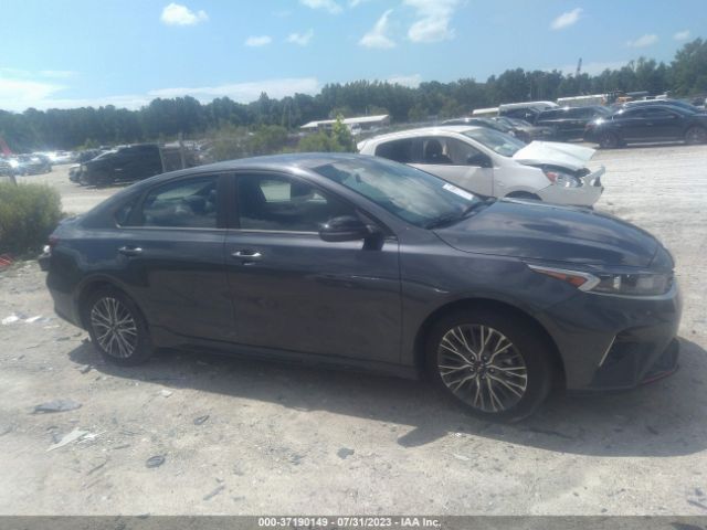 3KPF54AD9PE556278 KIA Forte Gt-line
