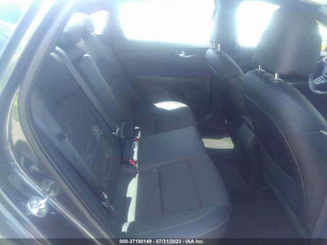 3KPF54AD9PE556278 KIA Forte Gt-line