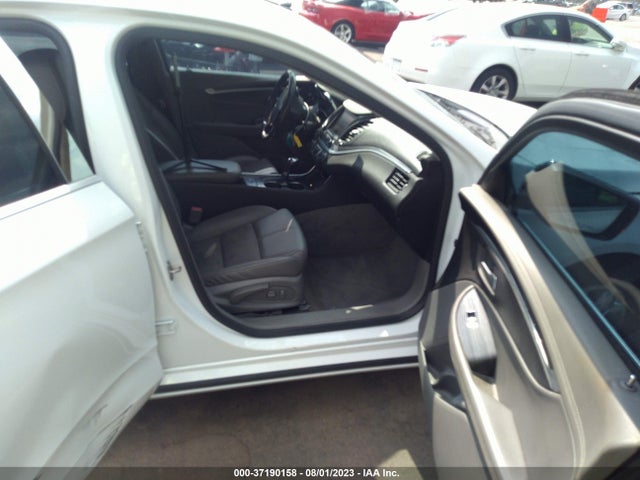Chevrolet IMPALA LT 2017 2G1105S3XH9158347 Image 12
