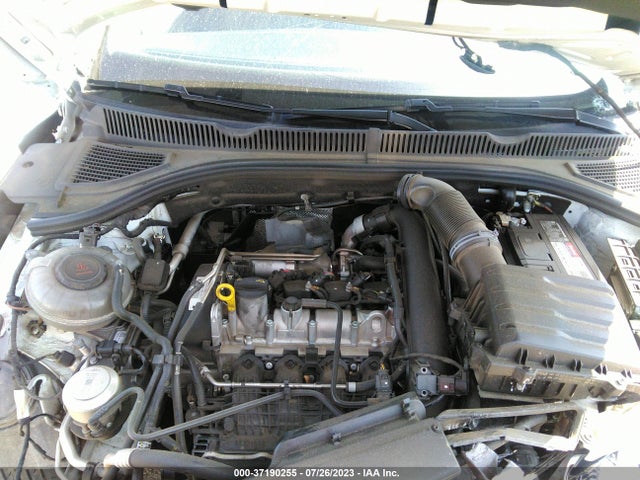 3VWE57BU5KM115576 Volkswagen JETTA SEL