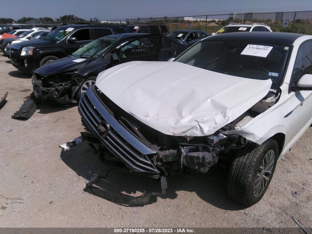 3VWE57BU5KM115576 Volkswagen JETTA SEL