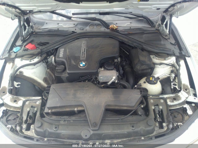 WBA8E5G56HNU41260 BMW 3 Series 320i Xdrive