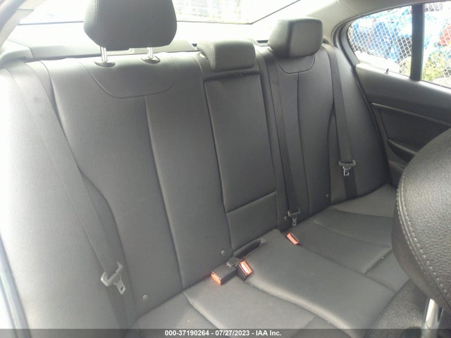 WBA8E5G56HNU41260 BMW 3 Series 320i Xdrive