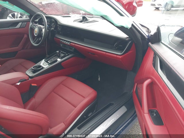 2022 Porsche 911, VIN: WP0AA2A97NS206101