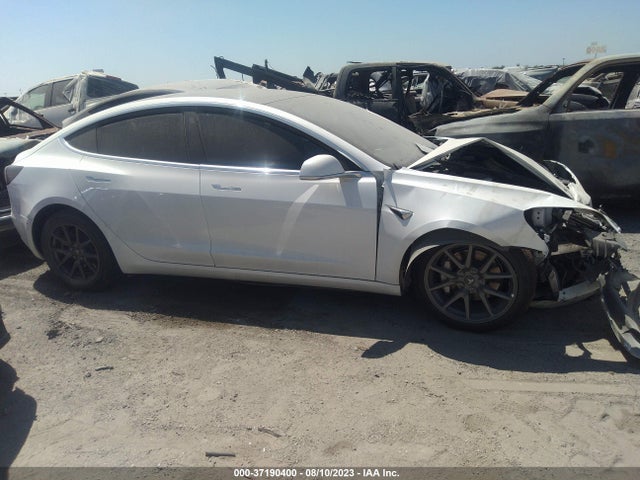 2020 Tesla 3, VIN: 5YJ3E1EA0LF747027