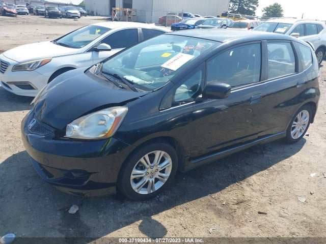 2010 HONDA FIT SPORT VIN: JHMGE8H42AS011091
