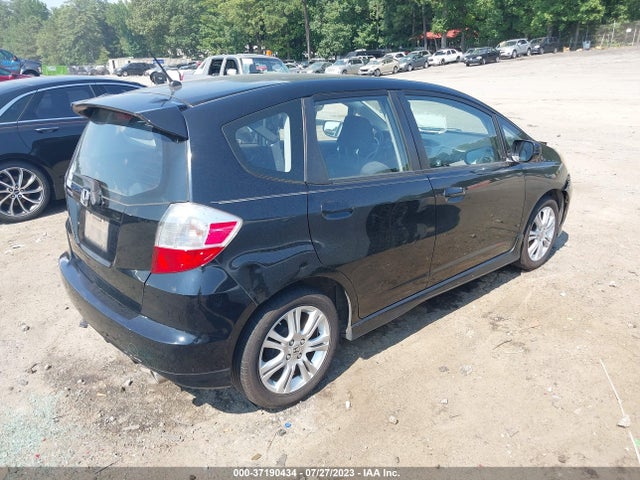 2010 HONDA FIT SPORT VIN: JHMGE8H42AS011091