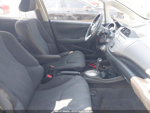2010 HONDA FIT SPORT VIN: JHMGE8H42AS011091