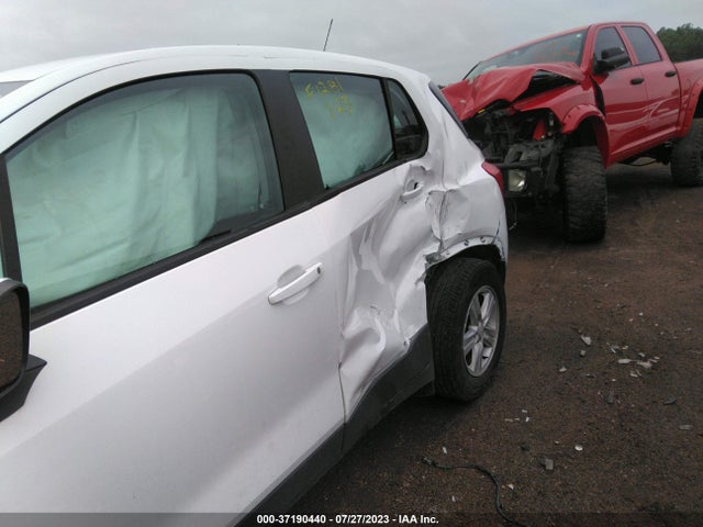 Chevrolet TRAX LS 2020 3GNCJKSB3LL126274 Image 12