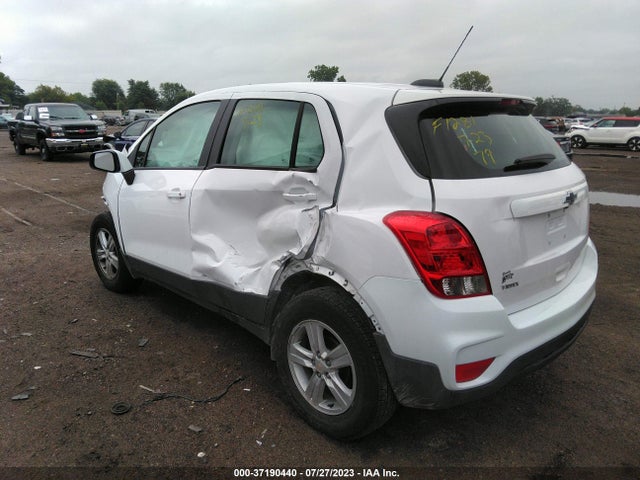 Chevrolet TRAX LS 2020 3GNCJKSB3LL126274 Image 3