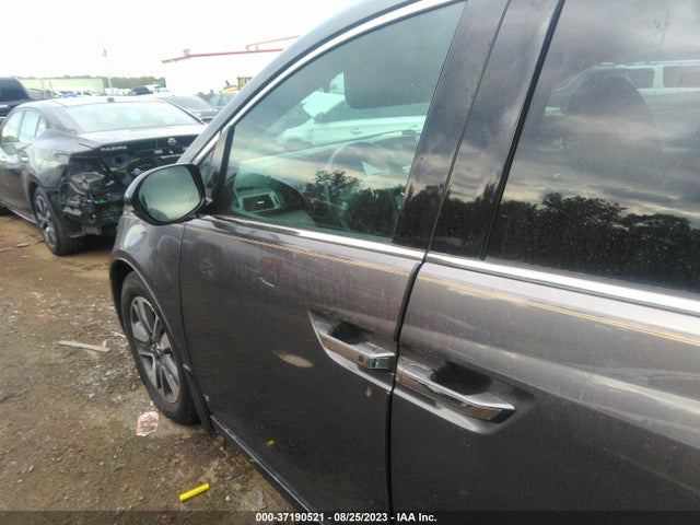 Honda Odyssey Touring 2015 5FNRL5H93FB034510 Image 15