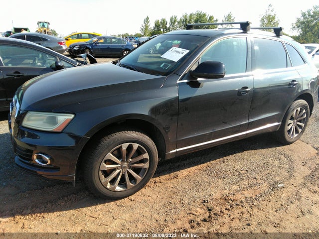 WA1LFAFP4EA052670 Audi Q5 Premium Plus
