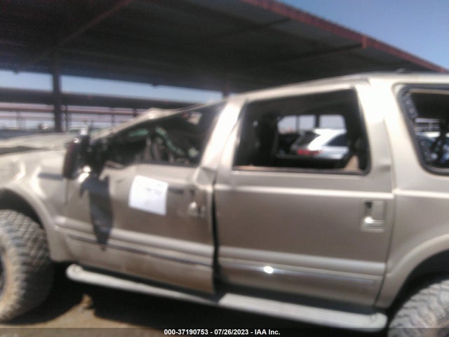 2005 FORD EXCURSION LIMITED VIN: 1FMNU42L75EC42606