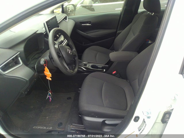 Toyota Corolla Hybrid Le 2021 JTDEAMDE1MJ010956 Image 11
