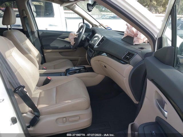 Honda Pilot Touring 2017 5FNYF5H91HB039243 Image 5