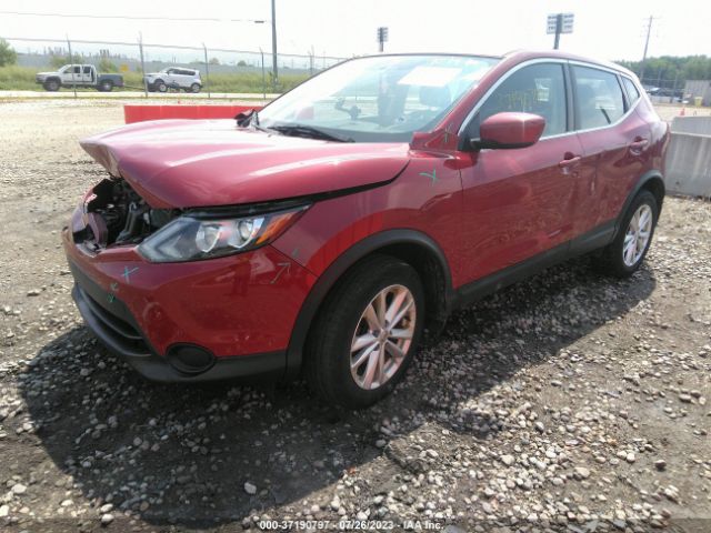 JN1BJ1CR9JW207493 Nissan Rogue Sport S