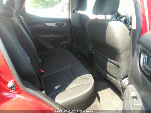 JN1BJ1CR9JW207493 Nissan Rogue Sport S