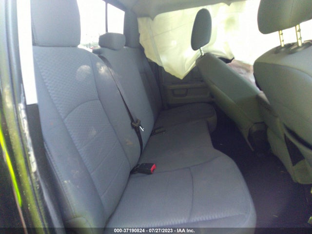 1C6RR7GT9ES121067 RAM 1500 Slt