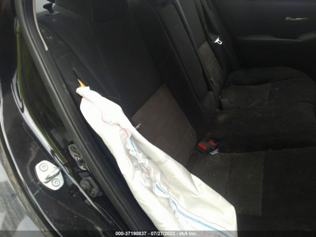 3N1AB8DV0MY215637 Nissan SENTRA SR