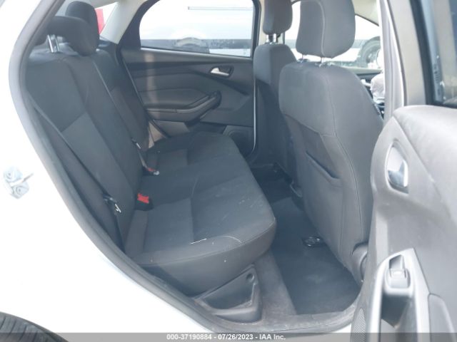 1FADP3F21JL212774 Ford FOCUS SE