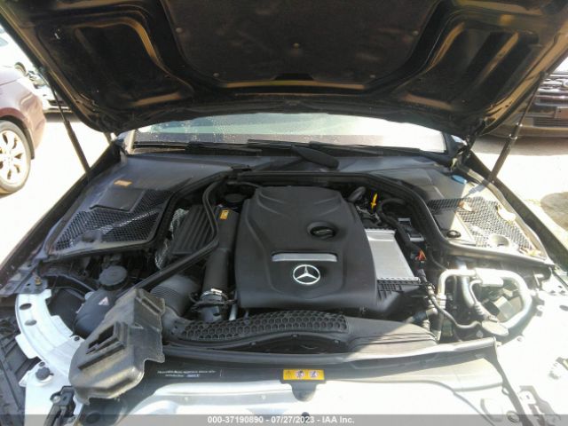 55SWF4JB3GU150517 Mercedes-Benz C-class C 300