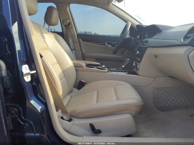 WDDGF4HB0EA927730 Mercedes-Benz C-class C 250