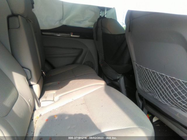 5XYKTCA64FG592154 KIA SORENTO LX