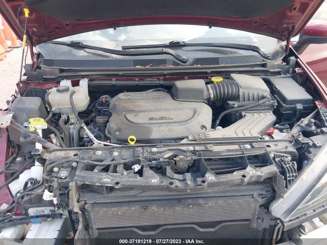 2C4RC1DGXMR502716 Chrysler Voyager Lxi