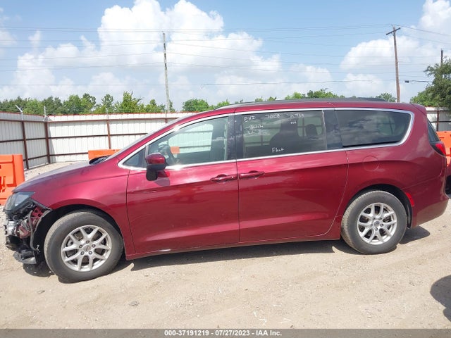 2C4RC1DGXMR502716 Chrysler Voyager Lxi