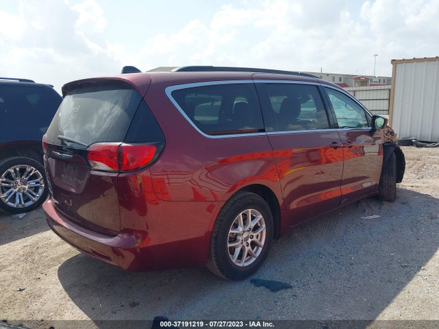 2C4RC1DGXMR502716 Chrysler Voyager Lxi