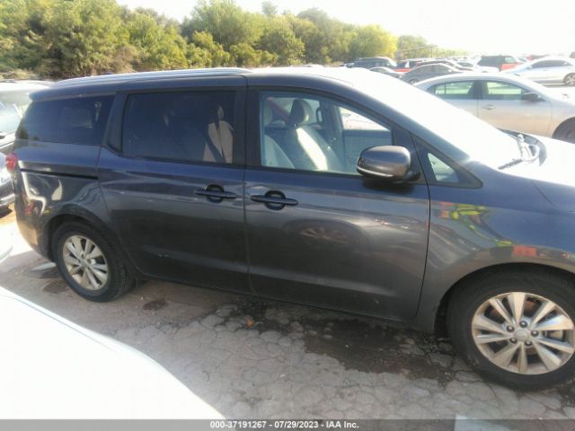 KNDMB5C17G6089277 KIA SEDONA LX
