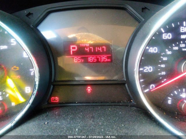 KNDMB5C17G6089277 KIA SEDONA LX