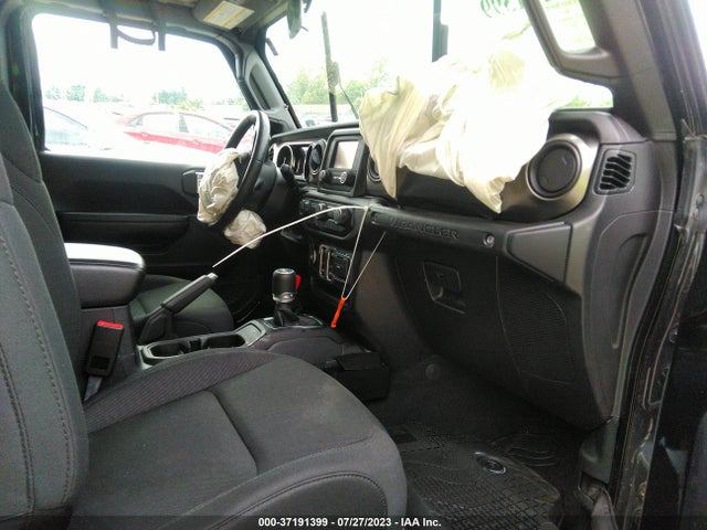 1C4GJXAG4KW641099 Jeep Wrangler Sport S