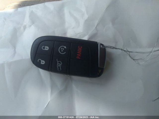 1C4RJFCM2EC366960 Jeep Grand Cherokee Overland