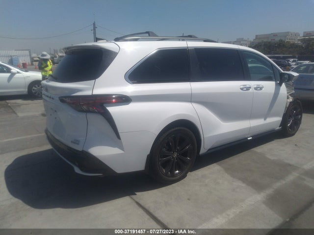 2022 TOYOTA SIENNA XSE VIN: 5TDDRKEC6NS118645