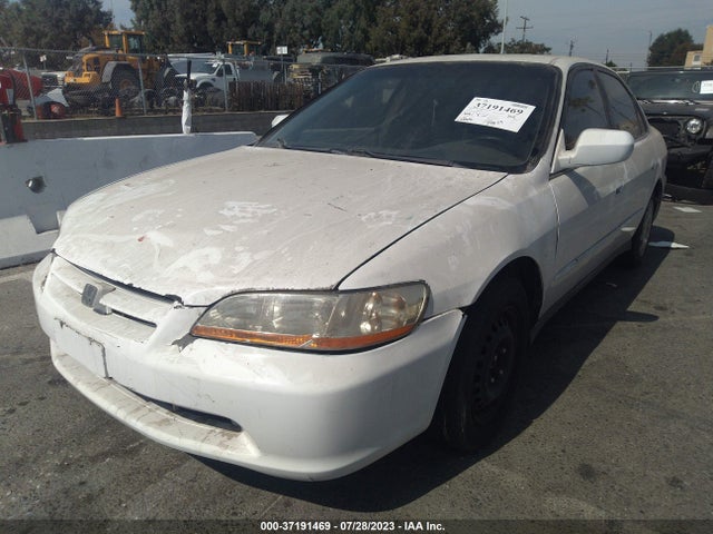 1999 HONDA ACCORD SDN LX VIN: JHMCG6652XC001835
