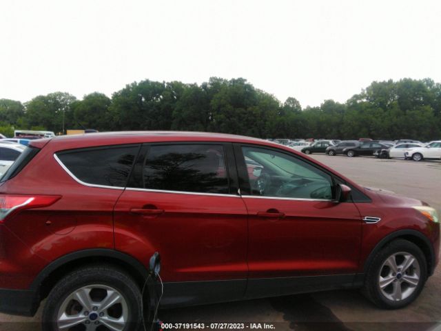 1FMCU0GX3EUD26066 Ford ESCAPE SE