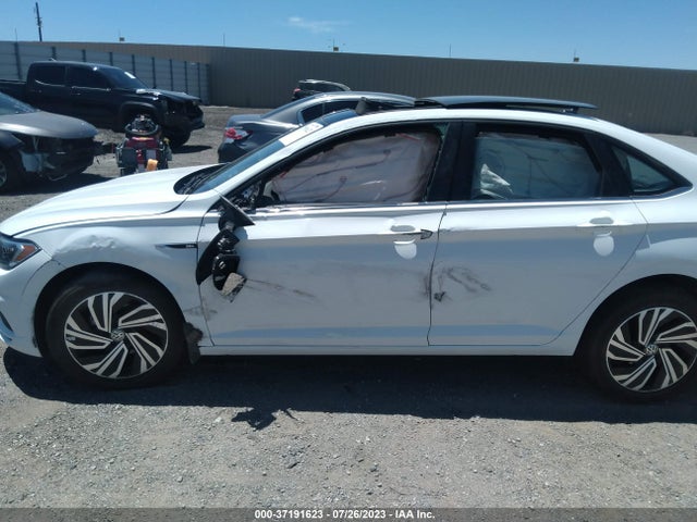 3VWE57BU0MM078598 Volkswagen JETTA SEL