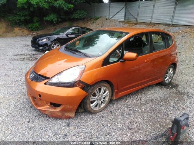 2011 HONDA FIT SPORT VIN: JHMGE8H5XBS009244