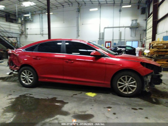 Hyundai SONATA SE 2019 5NPE24AF7KH794172 Image 14