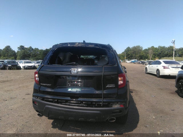 2021 HONDA PASSPORT SPORT VIN: 5FNYF8H25MB033072