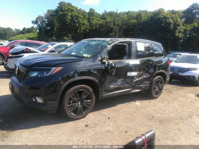 2021 HONDA PASSPORT SPORT VIN: 5FNYF8H25MB033072