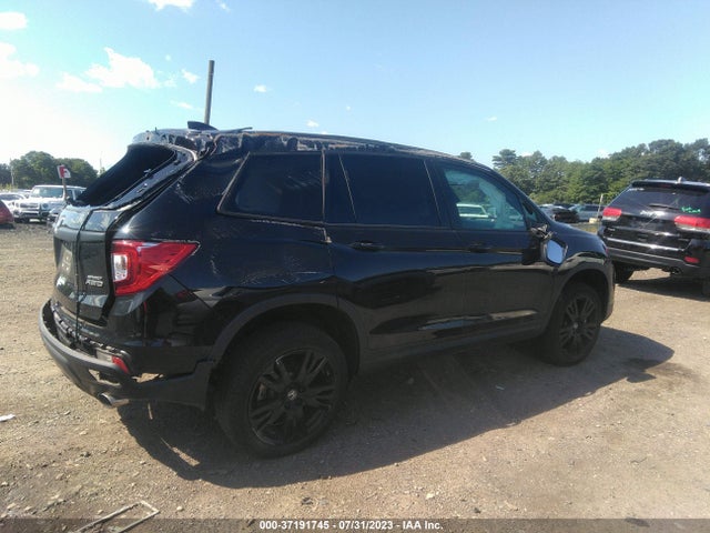 2021 HONDA PASSPORT SPORT VIN: 5FNYF8H25MB033072