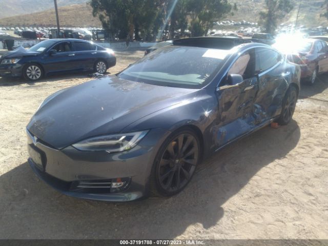 5YJSA1E28JF258131 Tesla Model S 75d/100d/p100d