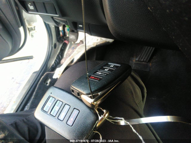 Lexus IS 250 2014 JTHCF1D24E5007300 Image 11
