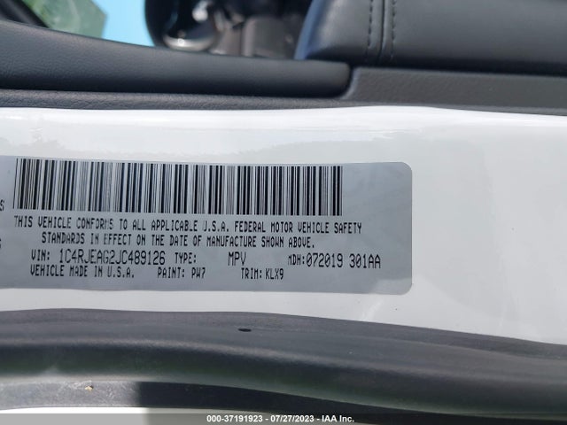 2018 JEEP GRAND CHEROKEE ALTITUDE VIN: 1C4RJEAG2JC489126