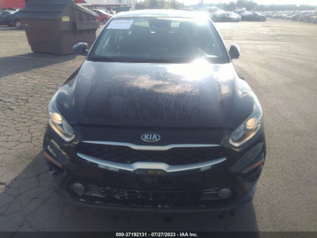 3KPF24AD8ME268725 KIA Forte Lxs