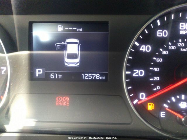 3KPF24AD8ME268725 KIA Forte Lxs