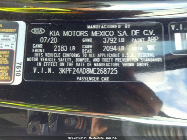 3KPF24AD8ME268725 KIA Forte Lxs