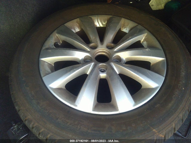 1VWAT7A33FC040705 Volkswagen Passat 1.8t Wolfsburg Ed